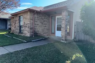 4748 Veronica Cir, Fort Worth, TX 76137 - Photo 15