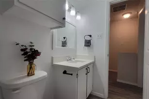 4615 Country Creek Dr, Dallas, TX 75236 - Photo 15