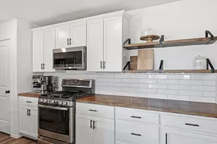 14340 Cloudview Way, Fort Worth, TX 76052 - Photo 17