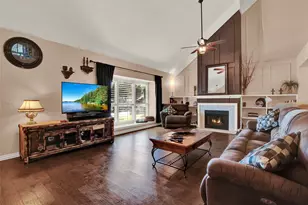 2105 Lavaca Trail, Carrollton, TX 75010 - Photo 5