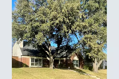 2105 Lavaca Trail, Carrollton, TX 75010 - Photo 3