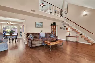 2105 Lavaca Trail, Carrollton, TX 75010 - Photo 7