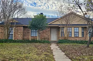 509 Chestnut Dr, Grand Prairie, TX 75052 - Photo 1