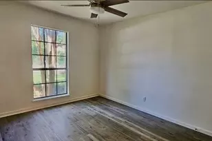 509 Chestnut Dr, Grand Prairie, TX 75052 - Photo 13