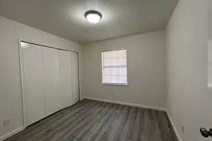 509 Chestnut Dr, Grand Prairie, TX 75052 - Photo 7