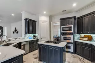 4701 Paxton Ln, Frisco, TX 75034 - Photo 11