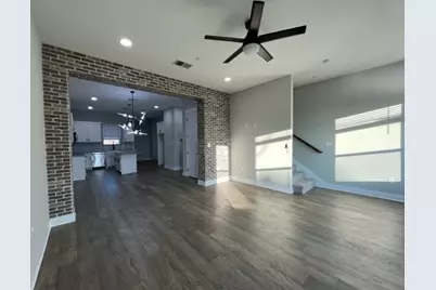 313 N Mill Street, Lewisville, TX 75057 - Photo 17