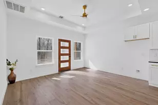 305 Garner Dr, Mabank, TX 75156 - Photo 7