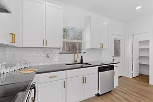 305 Garner Dr, Mabank, TX 75156 - Photo 13