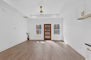 305 Garner Dr, Mabank, TX 75156 - Photo 9