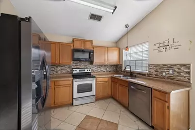 920 Danforth Place, Arlington, TX 76017 - Photo 9