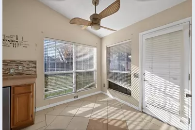 920 Danforth Place, Arlington, TX 76017 - Photo 11