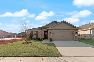 1910 Blackbird Ln, Princeton, TX 75407 - Photo 1