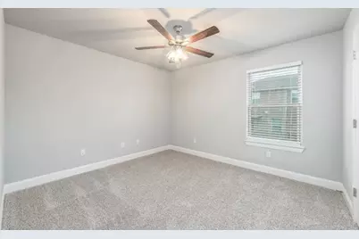 720 Rolling Terrace Circle, Granbury, TX 76049 - Photo 9