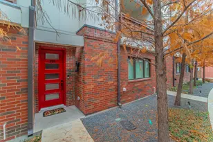 321 College Ave, Fort Worth, TX 76104 - Photo 5