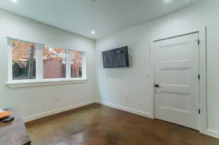 321 College Ave, Fort Worth, TX 76104 - Photo 21