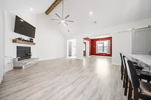 18107 Forrest Dr, Whitney, TX 76692 - Photo 7