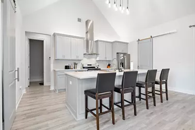 18107 Forrest Drive, Whitney, TX 76692 - Photo 9