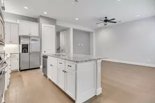 8761 Bridge St, North Richland Hills, TX 76180 - Photo 11