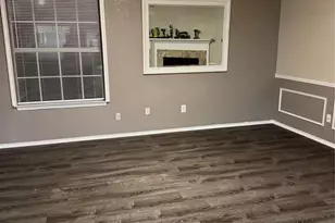 1114 Cherrytree Dr, Arlington, TX 76001 - Photo 3