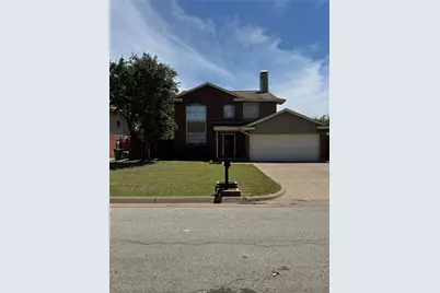1114 Cherrytree Drive, Arlington, TX 76001 - Photo 1