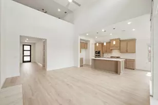 2300 Legacy Oaks Ln, Bedford, TX 76021 - Photo 9
