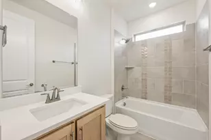 2300 Legacy Oaks Ln, Bedford, TX 76021 - Photo 7