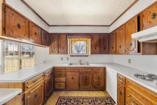 616 E Moonlight Dr, Robinson, TX 76706 - Photo 9