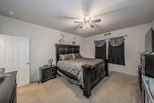 321 Mariscal Pl, Fort Worth, TX 76179 - Photo 9