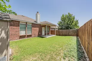 321 Mariscal Pl, Fort Worth, TX 76131 - Photo 9