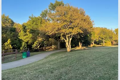 861 Summit Pointe, Lewisville, TX 75077 - Photo 7