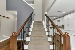 861 Summit Pointe, Lewisville, TX 75077 - Photo 9