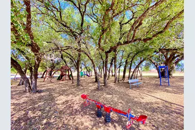 5407 Cold Water Court, Granbury, TX 76048 - Photo 9