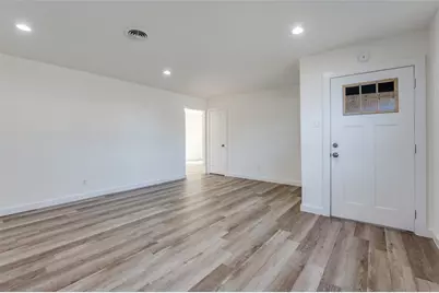 3072 Mark Twain Drive, Farmers Branch, TX 75234 - Photo 5