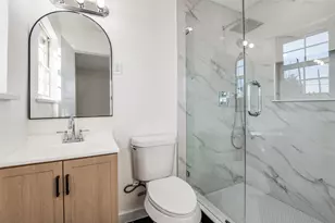 3072 Mark Twain Dr, Farmers Branch, TX 75234 - Photo 21