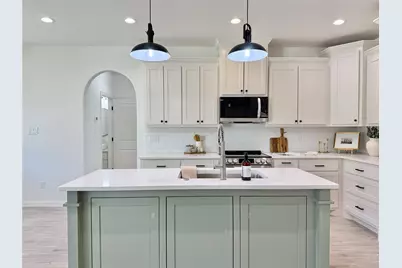 5610 San Jacinto Drive, Granbury, TX 76048 - Photo 13