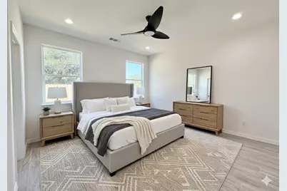 5610 San Jacinto Drive, Granbury, TX 76048 - Photo 15