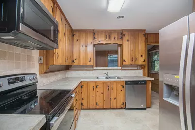 4909 Overton Avenue, Fort Worth, TX 76133 - Photo 11