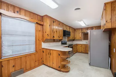 4909 Overton Avenue, Fort Worth, TX 76133 - Photo 9