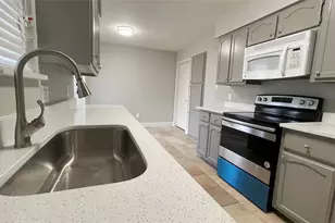 2217 Roman Ct, Dalworthington Gardens, TX 76013 - Photo 7