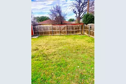 1023 Terry Way, Carrollton, TX 75006 - Photo 21