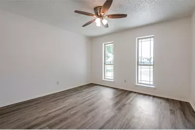 1902 Pat Ln, Carrollton, TX 75006 - Photo 15