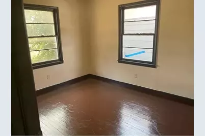 910 Circle Drive, Bowie, TX 76230 - Photo 3