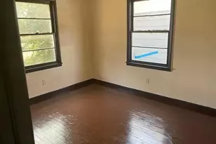 910 Circle Dr, Bowie, TX 76230 - Photo 3