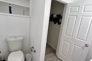 1018 E Elm St, Hillsboro, TX 76645 - Photo 5