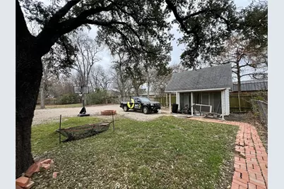 1018 E Elm Street, Hillsboro, TX 76645 - Photo 3