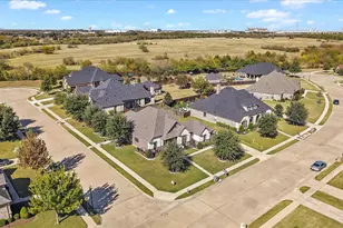 237 Katy Lake Dr, Waxahachie, TX 75165 - Photo 5