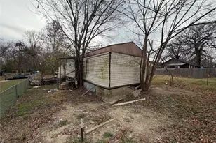 205 Barker St, Athens, TX 75751 - Photo 5