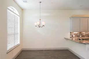 2401 Cort Dr, Carrollton, TX 75010 - Photo 5