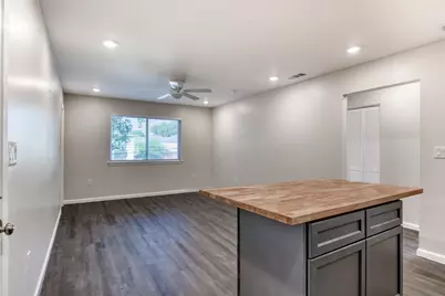 915 Grigsby Avenue #201, Dallas, TX 75204 - Photo 9